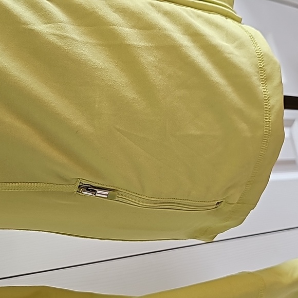 Gap Body Jacket EUC Size Small - Picture 2 of 7